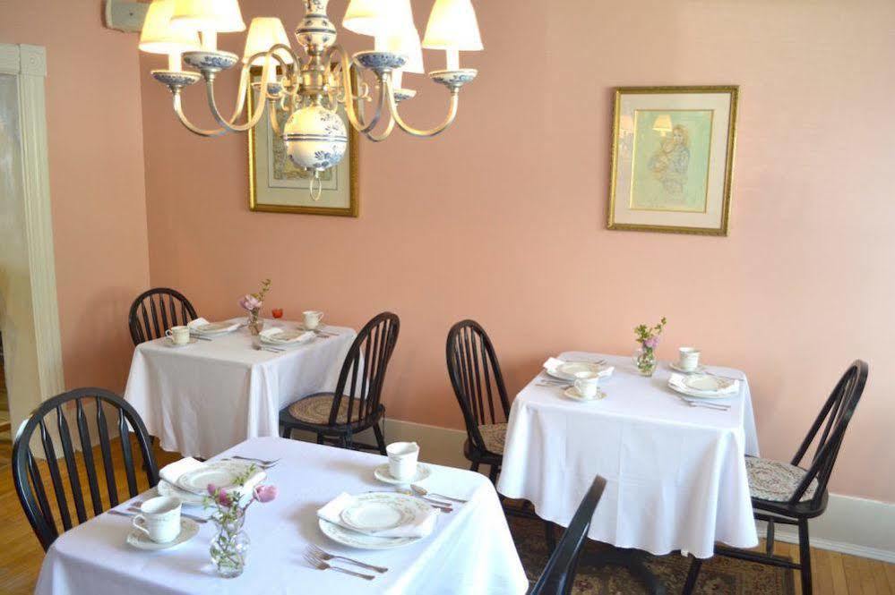 The Bell House Inn เกลนส์ฟอลส์ ภายนอก รูปภาพ